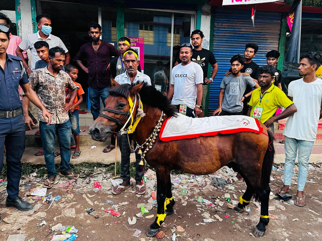 জীবন্ত প্রাণী ঘোড়া বিজয়নগর উপজেলা আচরণ বিধি লঙ্গনের দায়ে ভ্রাম্যমান আদালতে  ৪০ হাজার টাকা অর্থদণ্ড প্রদান  