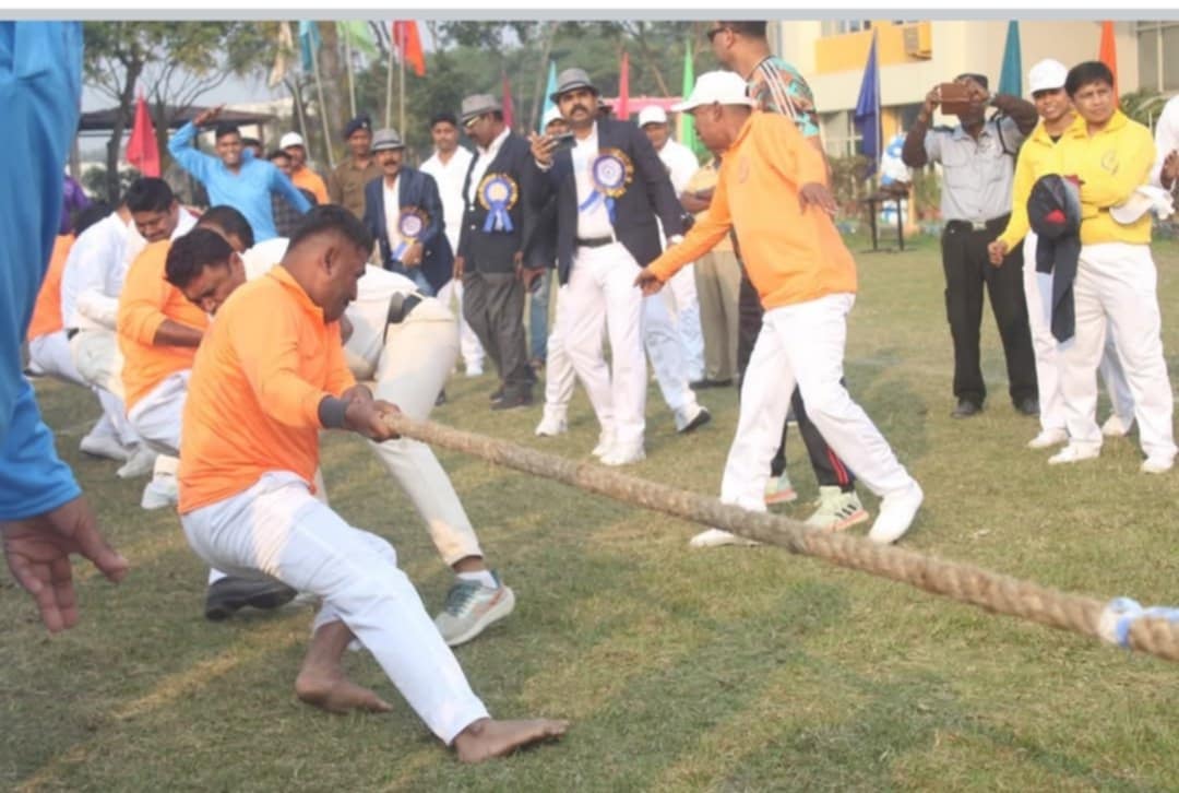 নেতাজি সুভাষচন্দ্র র128,তম জন্মবার্ষিকী উপলক্ষে আয়োজিত ক্রিয়া প্রতিযোগিতা ডায়মন্ড হারবার জেলা পুলিশের