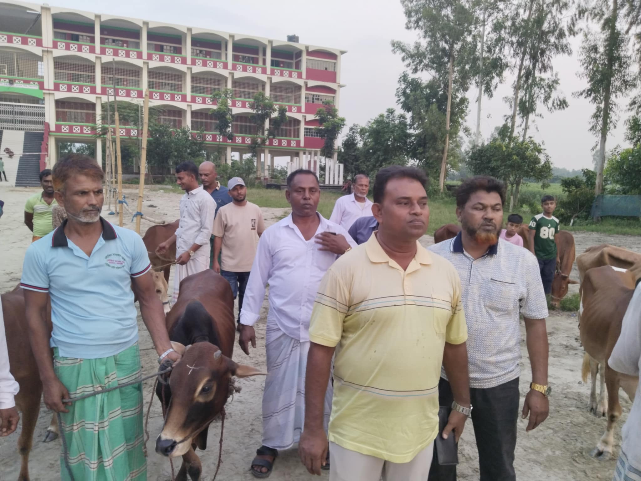 নরসিংদী রায়পুরায় দেড় হাজার মানুষের মাঝে গরুর গোস্ত বিতরণ করবেন হাসানুজ্জামান চেয়ারম্যান