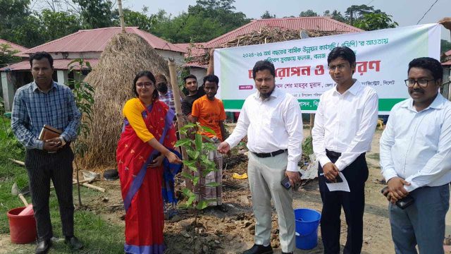 অনাবাদি কৃষি জমি ফসল উৎপাদনের আওতায় আনতে হবে -বিশ্বনাথে জেলা প্রশাসক