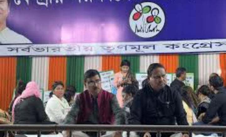 তৃনমূল বিনায়কের দশ লক্ষ টাকা র বিনিময়ে মন্ত্রী র টোপ, ধৃত ভূয়া আইপ্যাক কর্মী অজ্ঞন সরকার