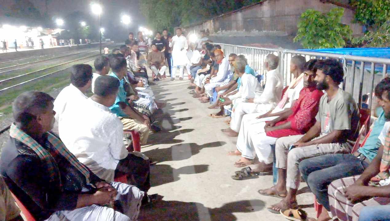 রহনপুর পৌর ৬নং ওয়ার্ড বিএনপির নেতাকর্মীদের সাথে ঈদ পরবর্তী মতবিনিময় সভা অনুষ্ঠিত