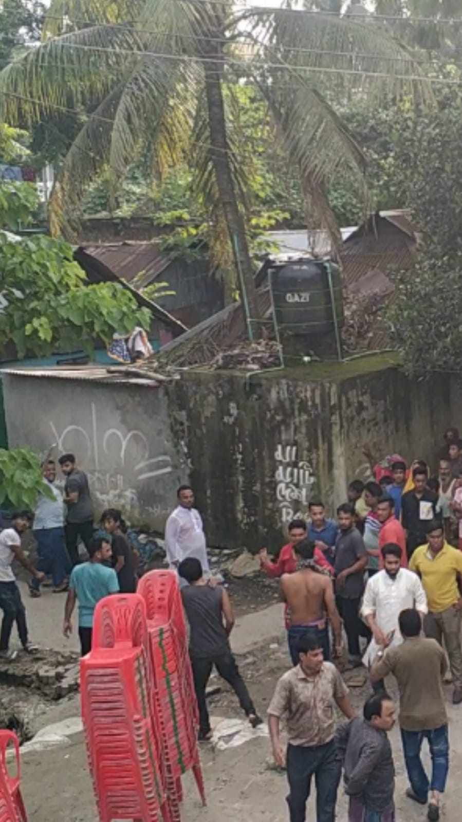 পারিবারিক বিরোধই কী লাকসামে মান্নানের বাড়ি ভাঙচুরের কারণ ?