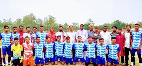 বঙ্গবন্ধু গোল্ডকাপ ফুটবল টুর্নামেন্টে সেমিফাইনালে জলঢাকা পৌরসভা